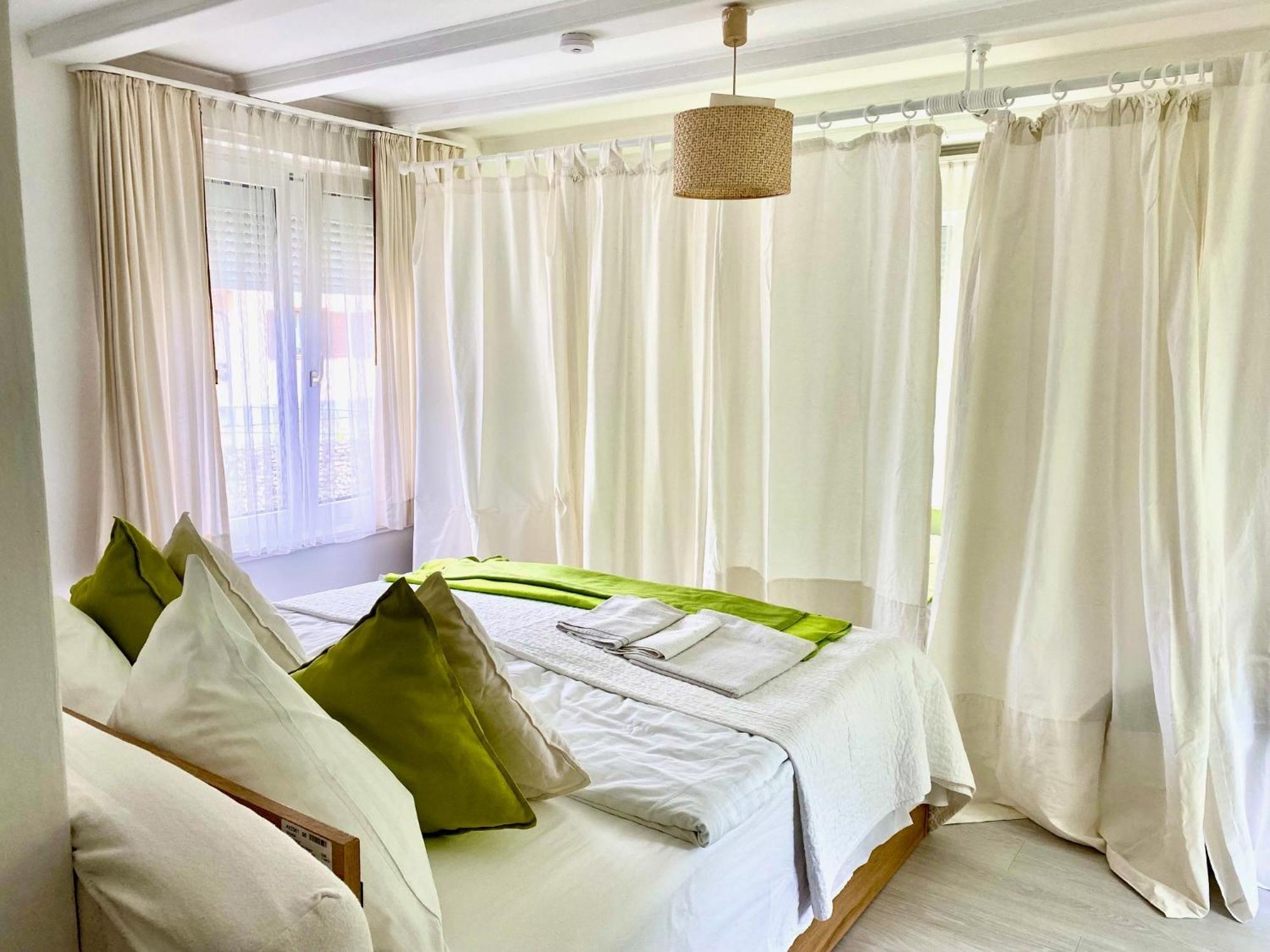 Hotel Haus Marija M Badenweiler Habitación foto